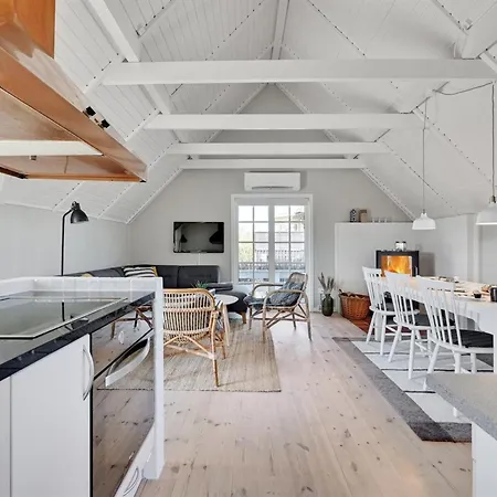 Сasa de vacaciones Ulv - 25m From The Sea By Interhome *