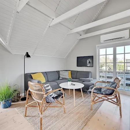 Ulv - 25m From The Sea By Interhome *